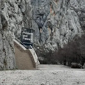 Quattro Apartment Starigrad Paklenica